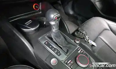 Audi A3 2015 1.6 Автомат в Москве № 468784, миниатюра 9