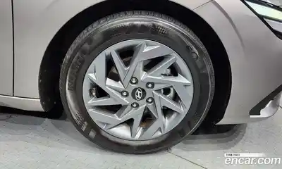 Hyundai Avante 2024 1.6 Автомат в Москве № 50045, миниатюра 5