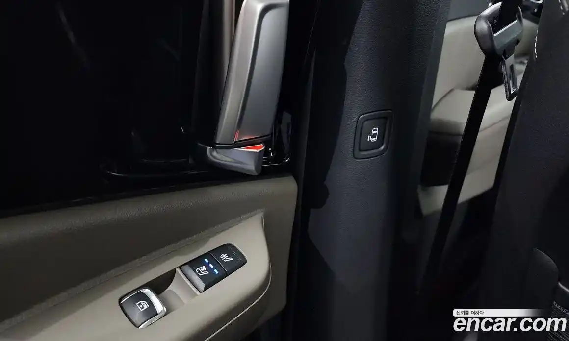 Kia Canival 2024 3.5 Автомат в Москве № 51731, фото 4