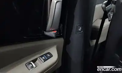 Kia Canival 2024 3.5 Автомат в Москве № 51731, миниатюра 4