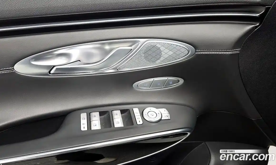 Genesis GV70 2022 2.5 Автомат в Москве № 58519, фото 18