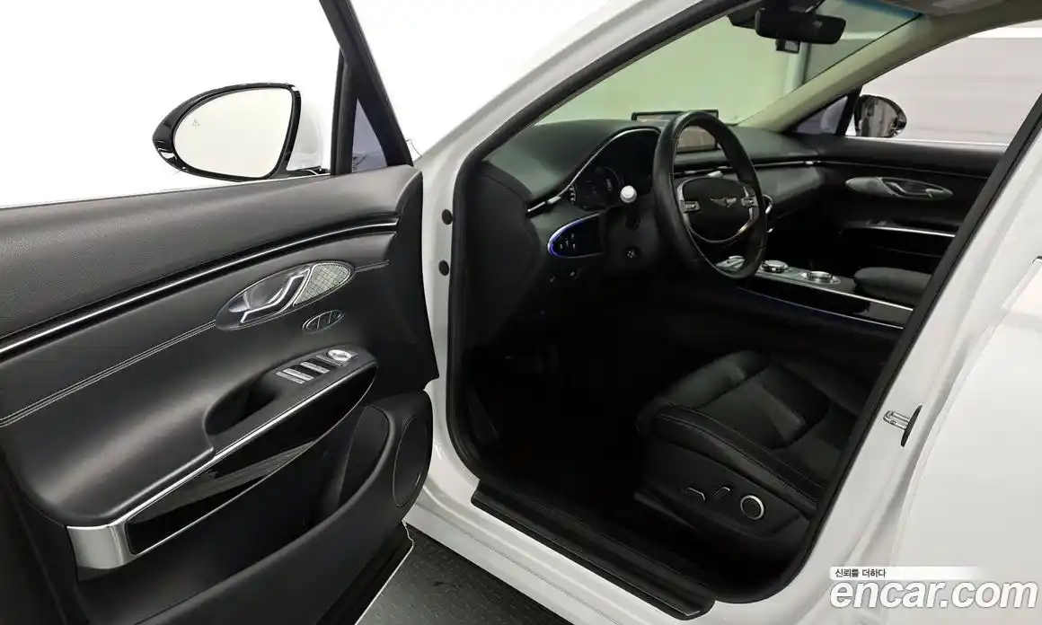 Genesis GV70 2022 2.5 Автомат в Москве № 58519, фото 10