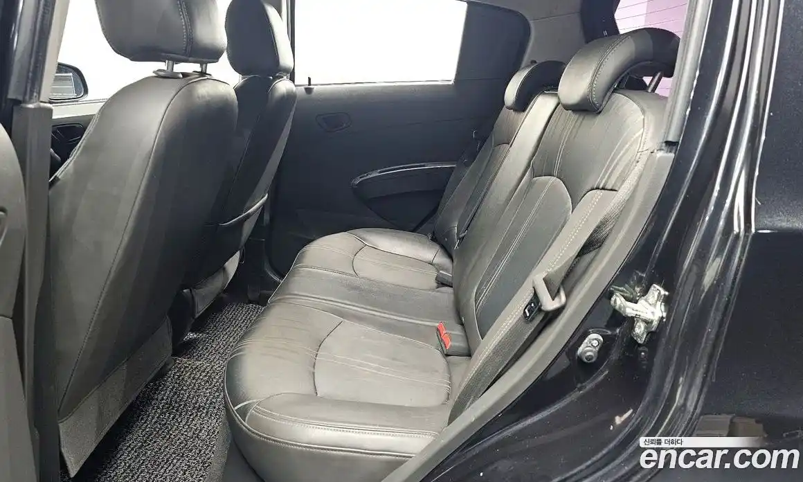 Chevrolet Spark 2013 1.0 Механическая в Москве № 81109, фото 17