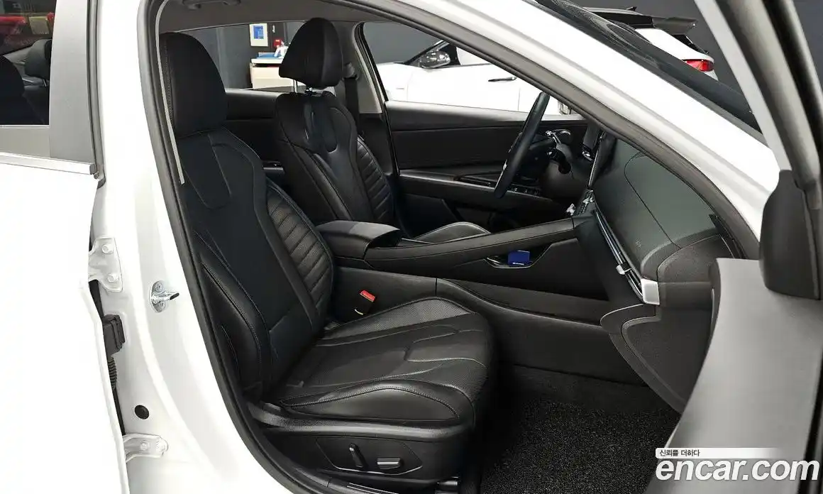 Hyundai Avante 2025 1.6 Автомат в Москве № 8226, фото 14