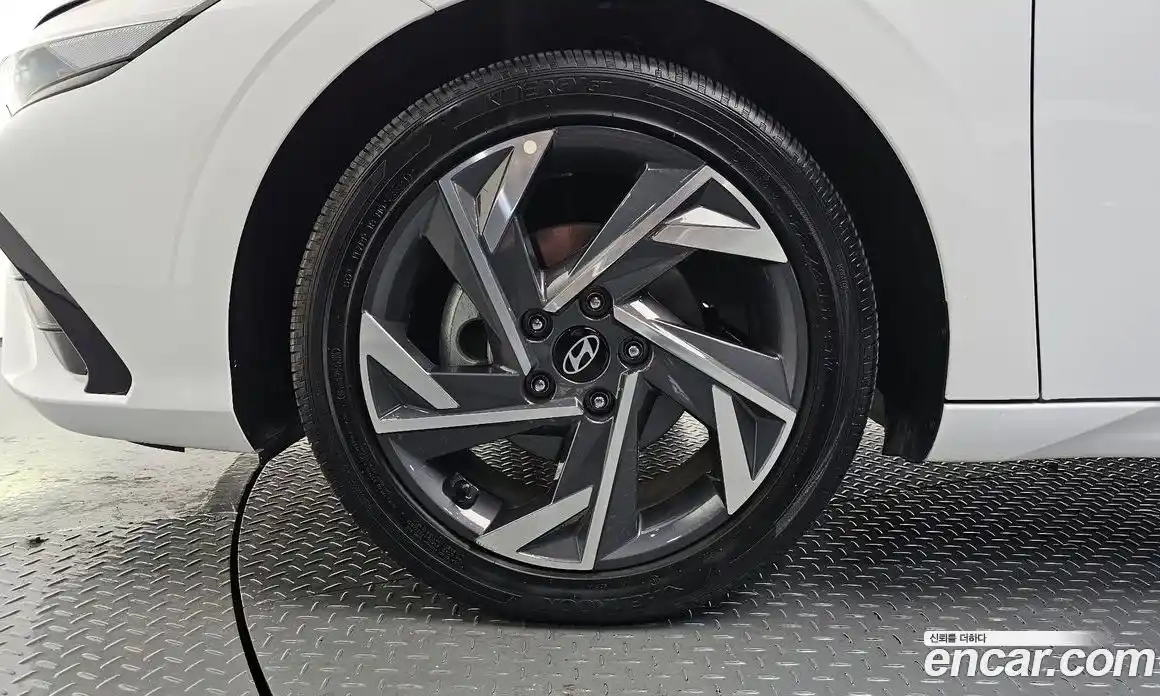 Hyundai Avante 2025 1.6 Автомат в Москве № 8226, фото 5