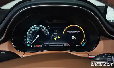 Genesis GV70 2024 2.5 Автомат в Москве № 83904, миниатюра 11