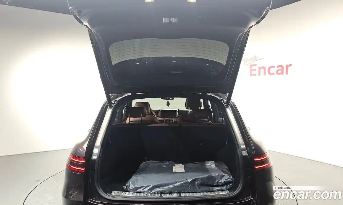 Genesis GV70 2024 2.5 Автомат в Москве № 83904, фото 14