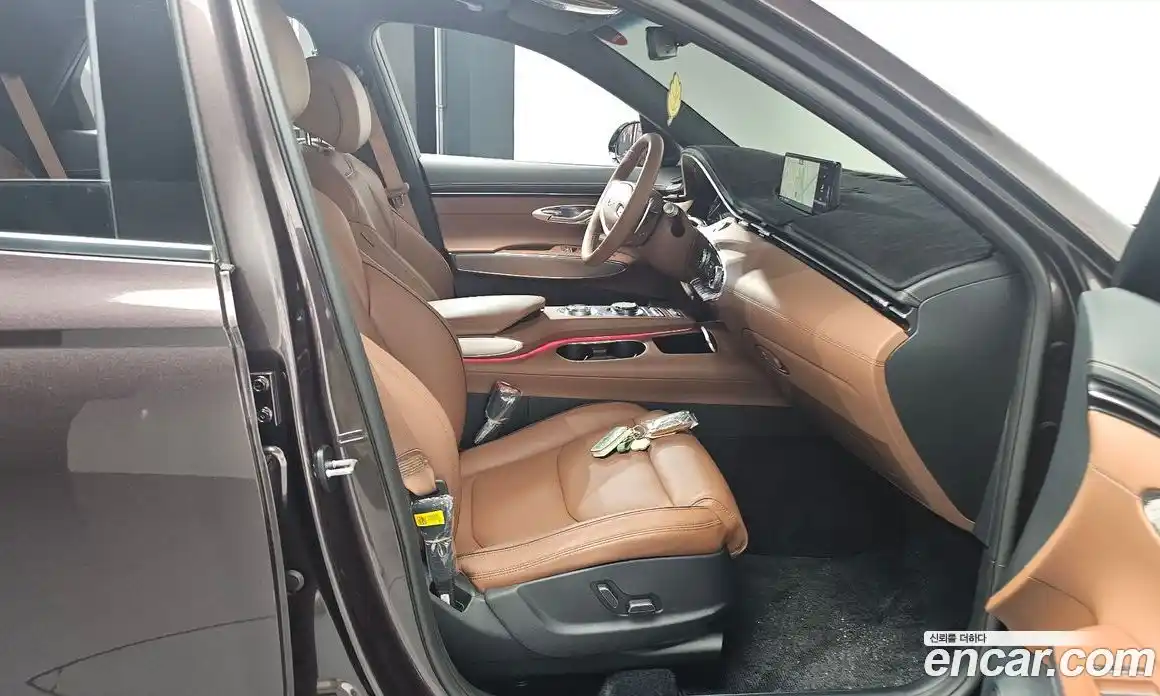 Genesis GV70 2024 2.5 Автомат в Москве № 83904, фото 17