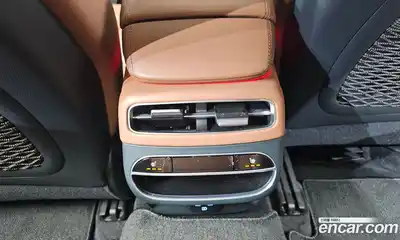 Genesis GV70 2024 2.5 Автомат в Москве № 83904, миниатюра 4