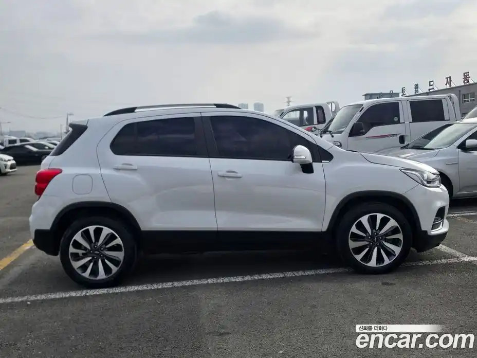 Chevrolet Trax 2020 1.6 Автомат в Москве № 87034, фото 4