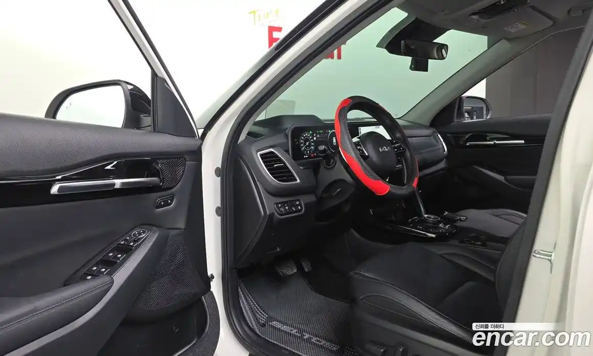 Kia Seltos 2023 2.0 Автомат в Москве № 97204, фото 12