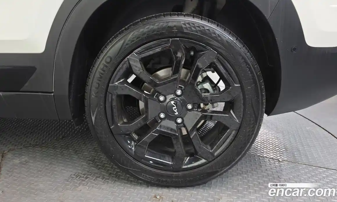 Kia Seltos 2023 2.0 Автомат в Москве № 97204, фото 5