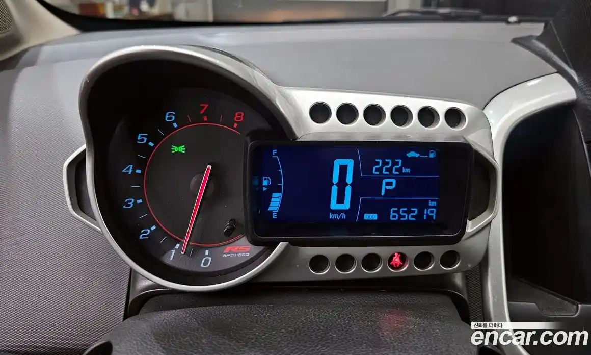 Chevrolet Aveo 2015 1.4 Автомат в Москве № 105061, фото 20