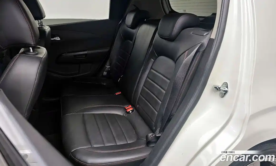 Chevrolet Aveo 2015 1.4 Автомат в Москве № 105061, фото 10