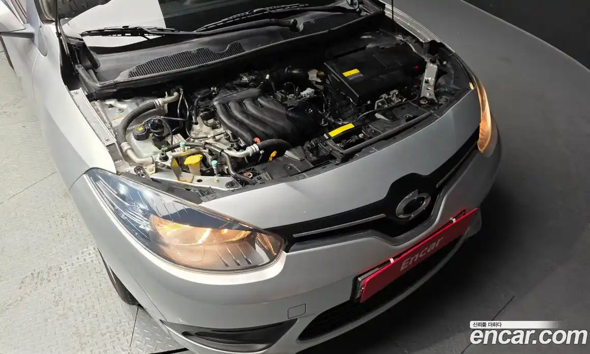 Renault SM3 2018 1.6 Автомат в Москве № 106519, фото 7