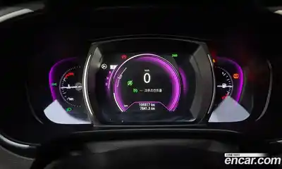 Renault QM6 2017 2.0 Автомат в Москве № 106544, миниатюра 11