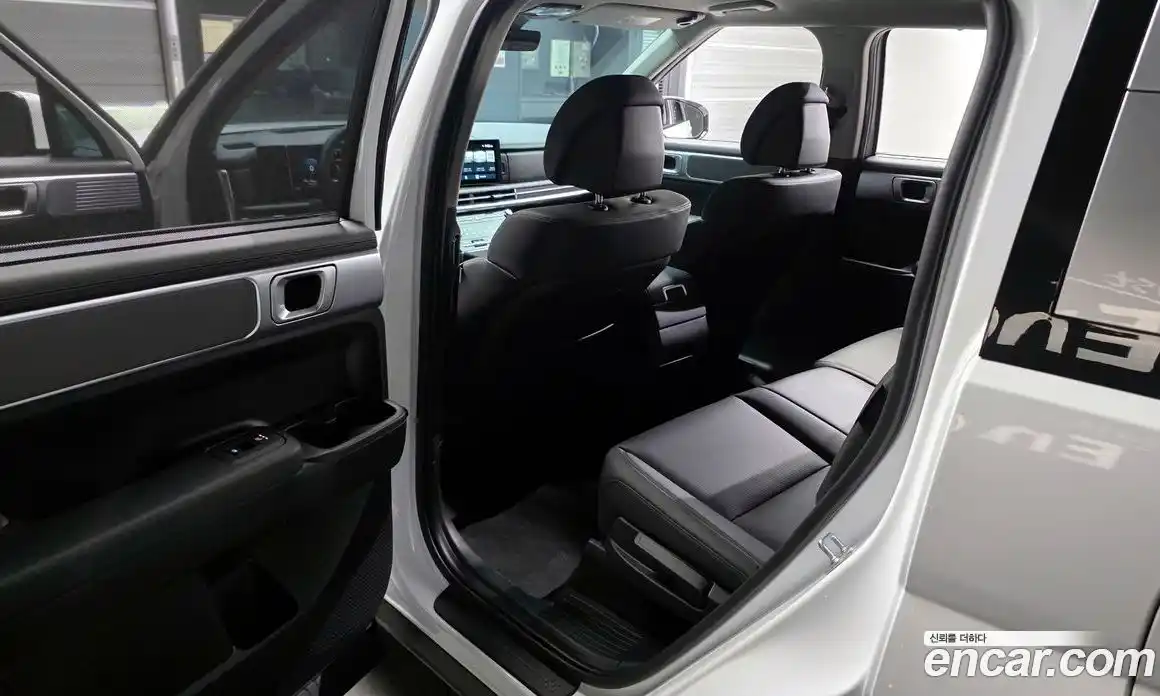 Hyundai Santa Fe 2025 2.5 Автомат в Москве № 108661, фото 15