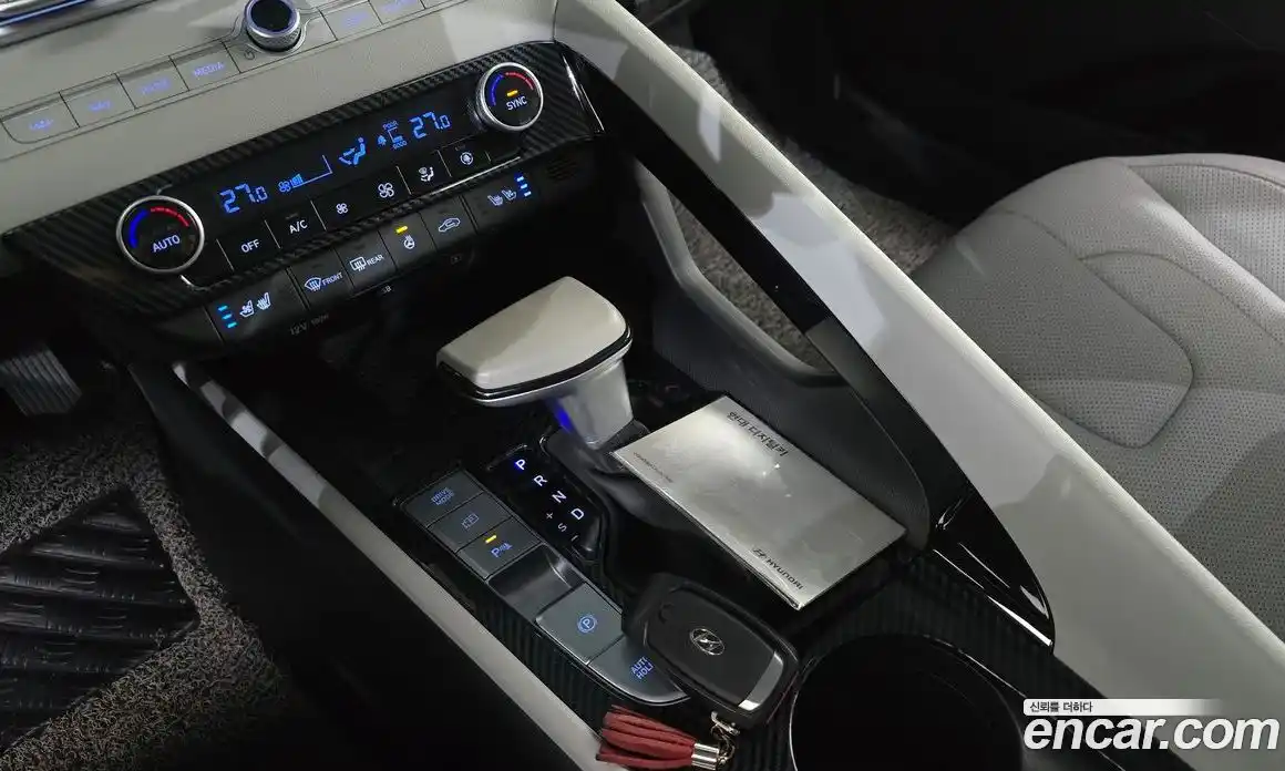 Hyundai Avante 2023 1.6 Автомат в Москве № 109823, фото 20