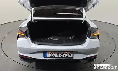 Hyundai Avante 2023 1.6 Автомат в Москве № 109823, миниатюра 6