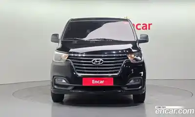 Hyundai Starex 2019 2.5 Автомат в Москве № 110406, миниатюра 3