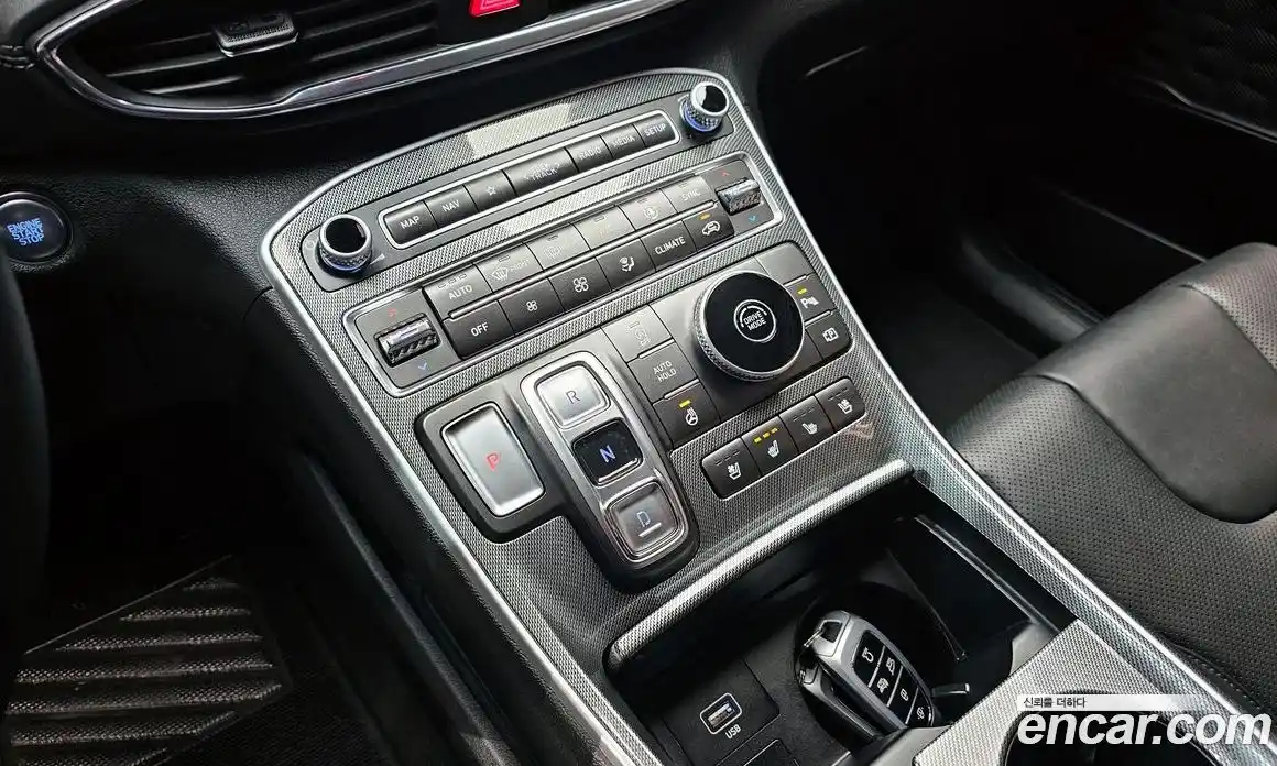 Hyundai Santa Fe 2023 2.5 Автомат в Москве № 112471, фото 12