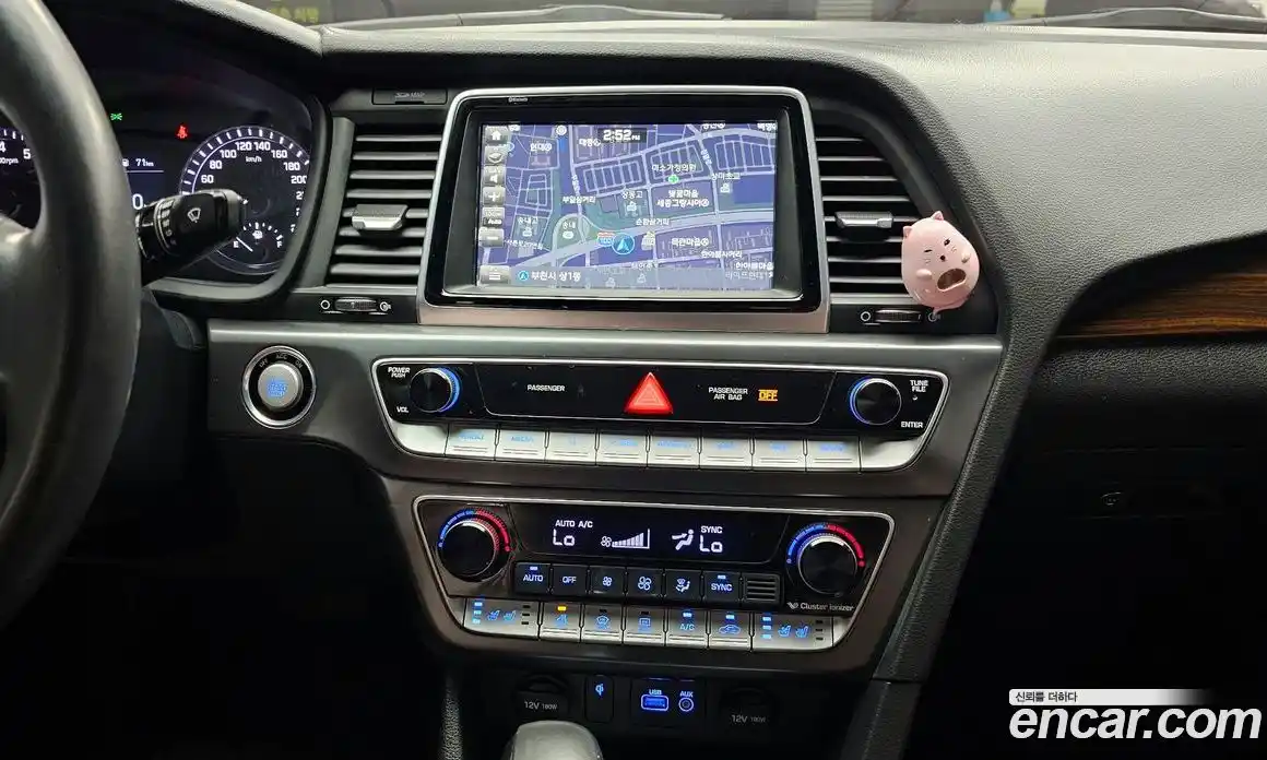 Hyundai Sonata 2018 2.0 Автомат в Москве № 113113, фото 15