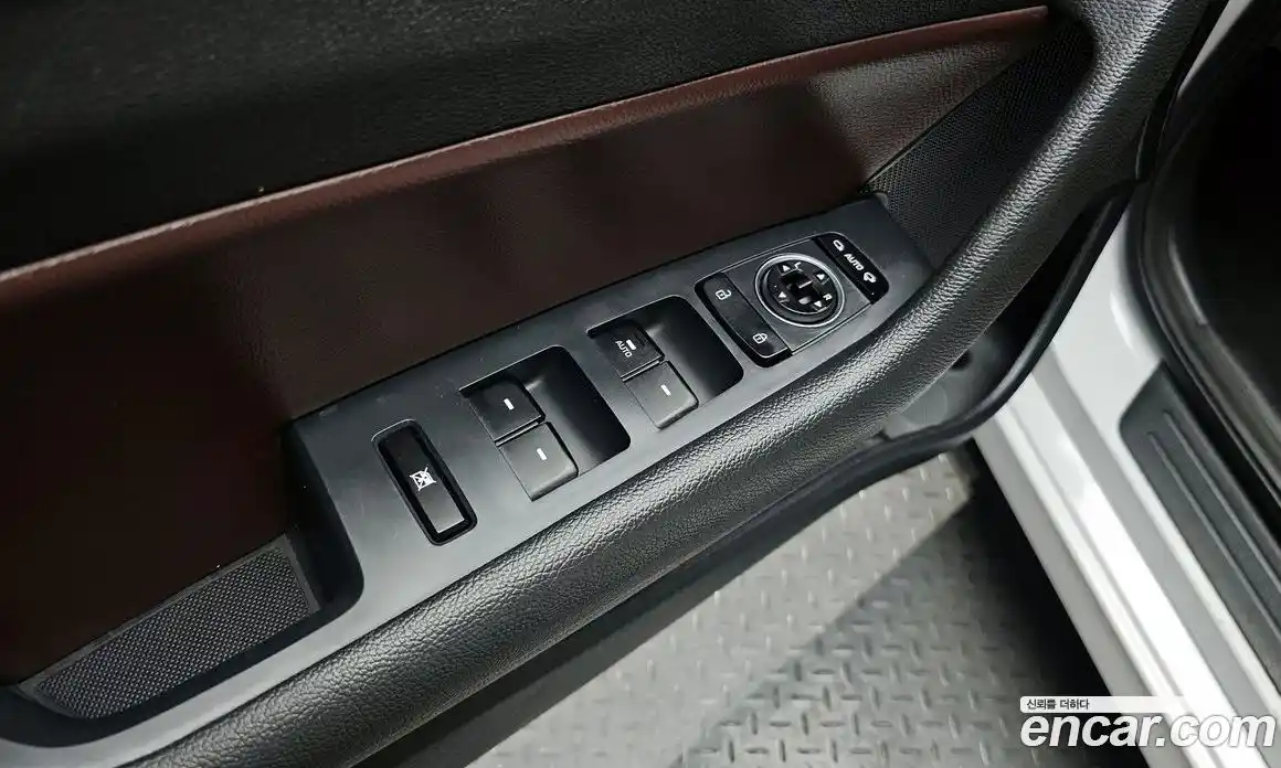 Hyundai Sonata 2018 2.0 Автомат в Москве № 113113, фото 18