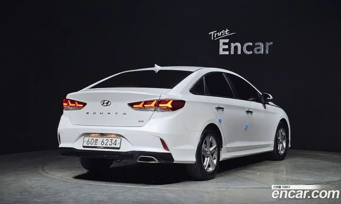 Hyundai Sonata 2018 2.0 Автомат в Москве № 113113, фото 3