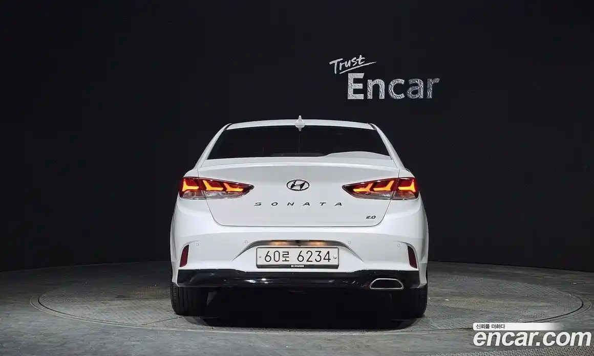 Hyundai Sonata 2018 2.0 Автомат в Москве № 113113, фото 4