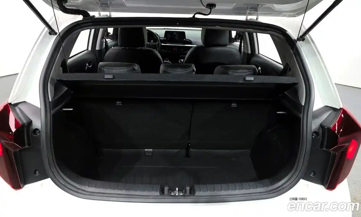 Kia Morning 2024 1.0 Автомат в Москве № 114640, фото 20