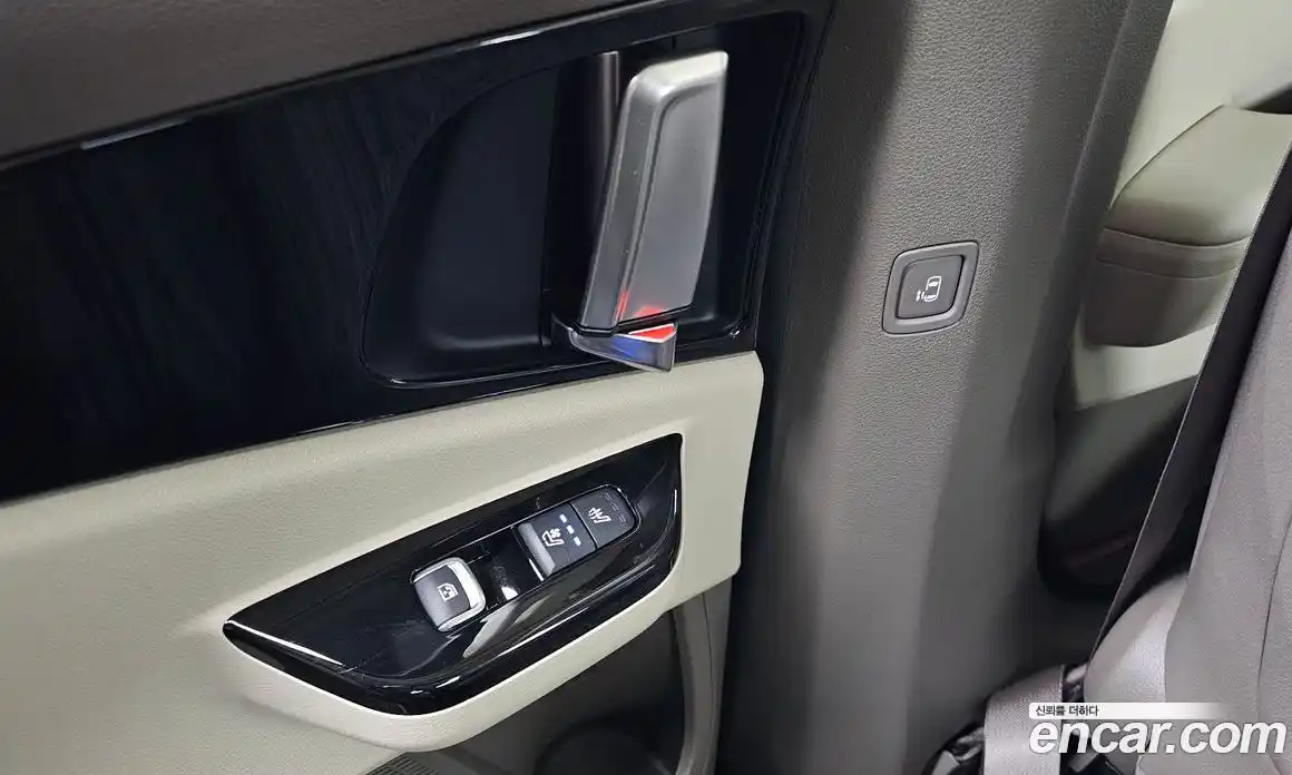 Kia Canival 2023 2.2 Автомат в Москве № 115525, фото 18