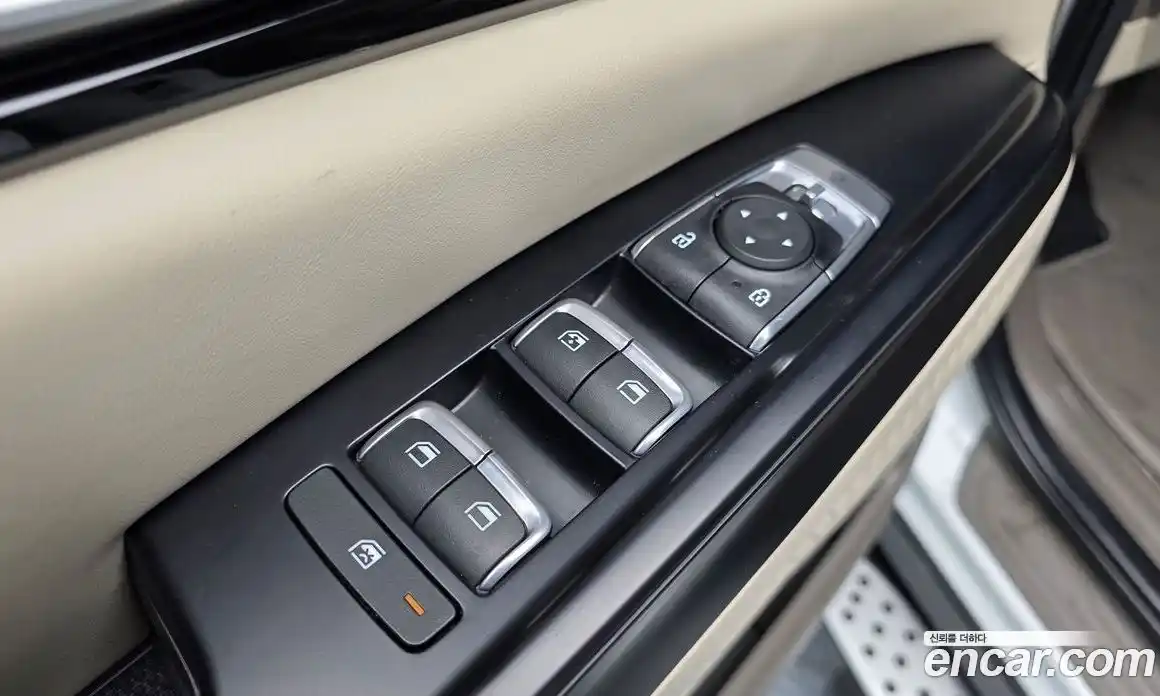 Kia Canival 2023 2.2 Автомат в Москве № 115728, фото 3