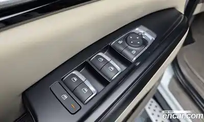 Kia Canival 2023 2.2 Автомат в Москве № 115728, миниатюра 3