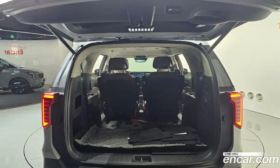 Kia Canival 2024 2.2 Автомат в Москве № 120877, фото 17