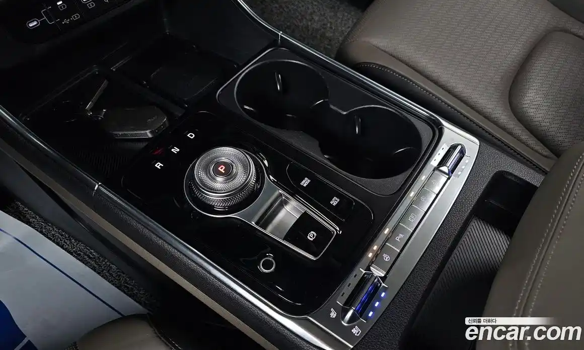 Kia Canival 2024 2.2 Автомат в Москве № 120877, фото 20