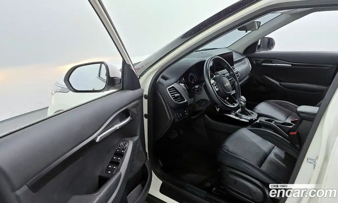 Kia Seltos 2023 1.6 Автомат в Москве № 121693, фото 16