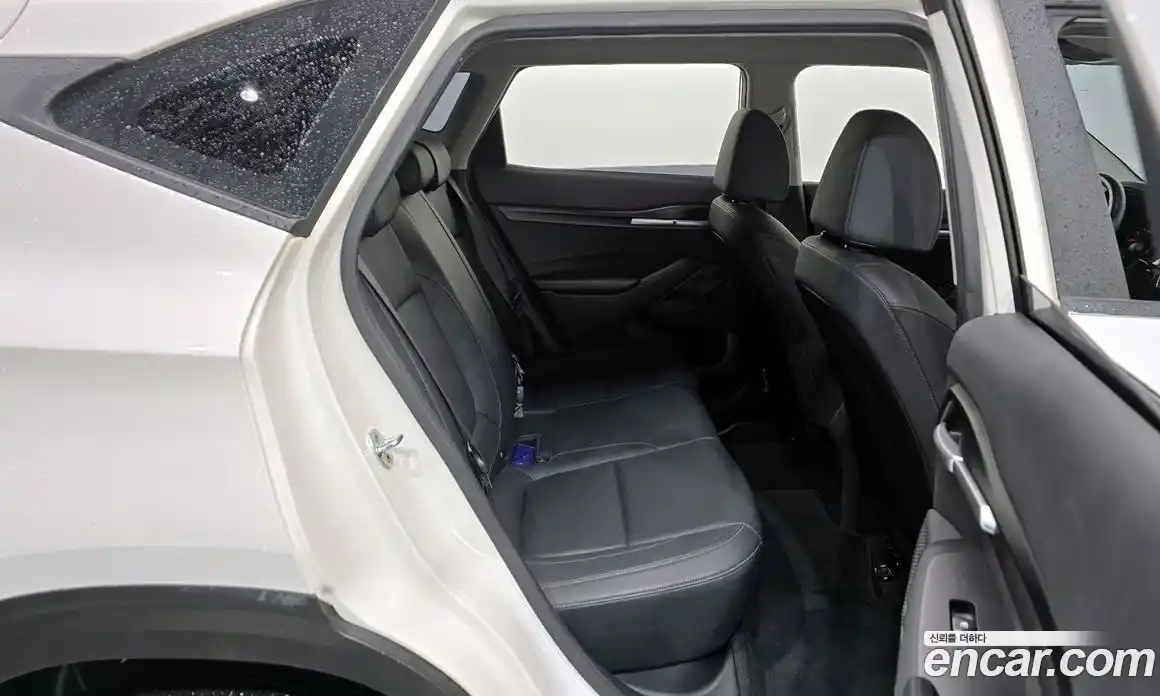 Kia Seltos 2023 1.6 Автомат в Москве № 121693, фото 20