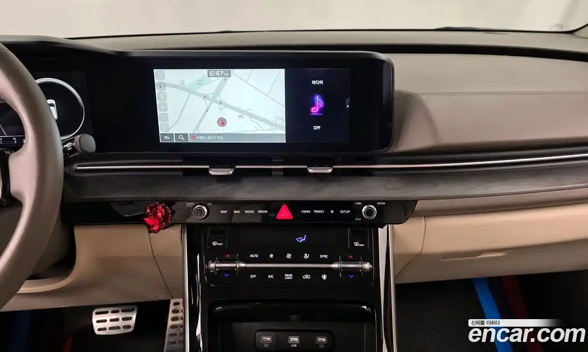 Kia Canival 2023 3.5 Автомат в Москве № 121775, фото 14