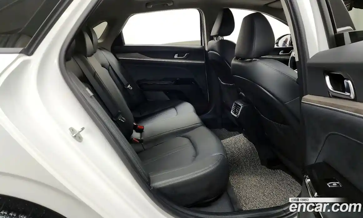 Kia K5 2020 1.6 Автомат в Москве № 121967, фото 12