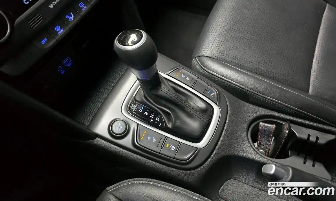 Hyundai Kona 2020 1.6 Автомат в Москве № 125477, фото 13