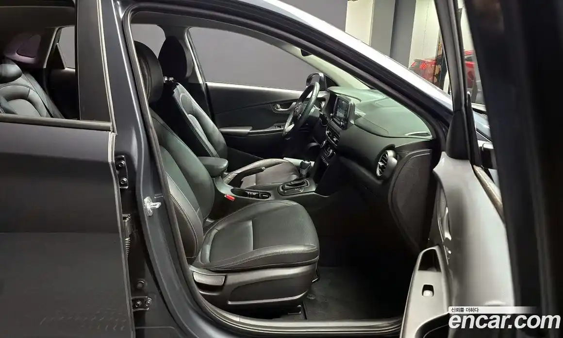 Hyundai Kona 2020 1.6 Автомат в Москве № 125477, фото 3