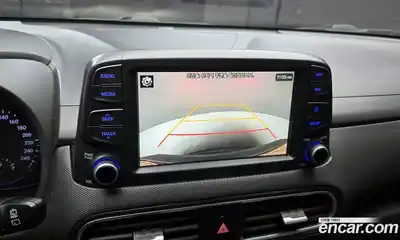 Hyundai Kona 2020 1.6 Автомат в Москве № 125477, миниатюра 5