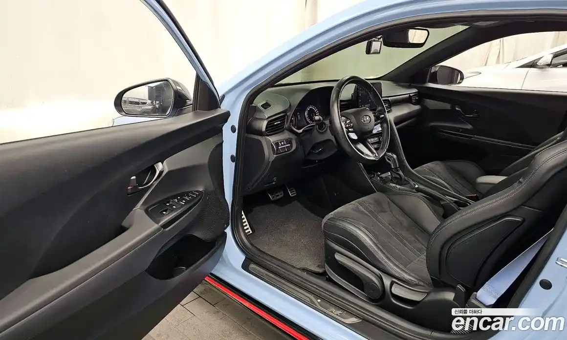 Hyundai Veloster 2021 2.0 Автомат в Москве № 125844, фото 11