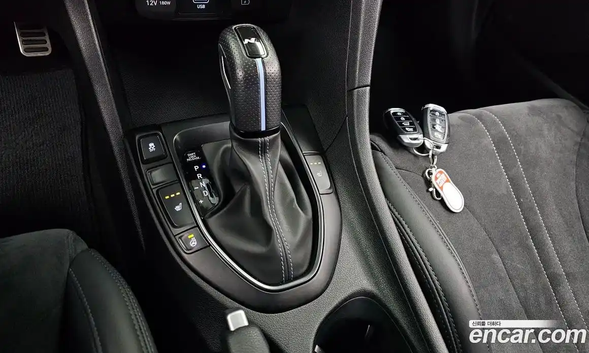 Hyundai Veloster 2021 2.0 Автомат в Москве № 125844, фото 15