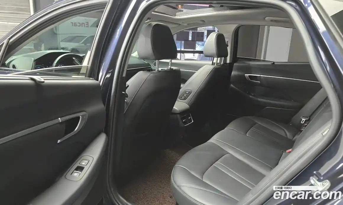 Hyundai Sonata 2021 2.0 Автомат в Москве № 126122, фото 8