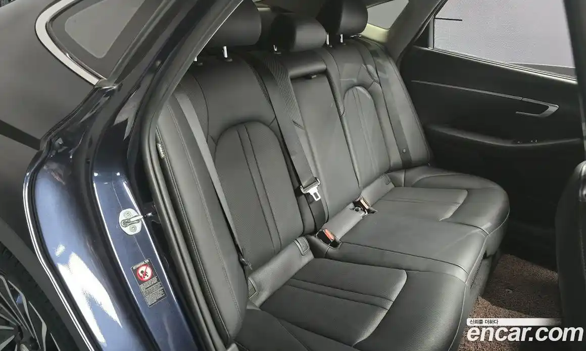 Hyundai Sonata 2021 2.0 Автомат в Москве № 126122, фото 10