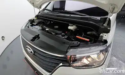 Hyundai Starex 2019 2.5 Автомат в Москве № 126771, миниатюра 9