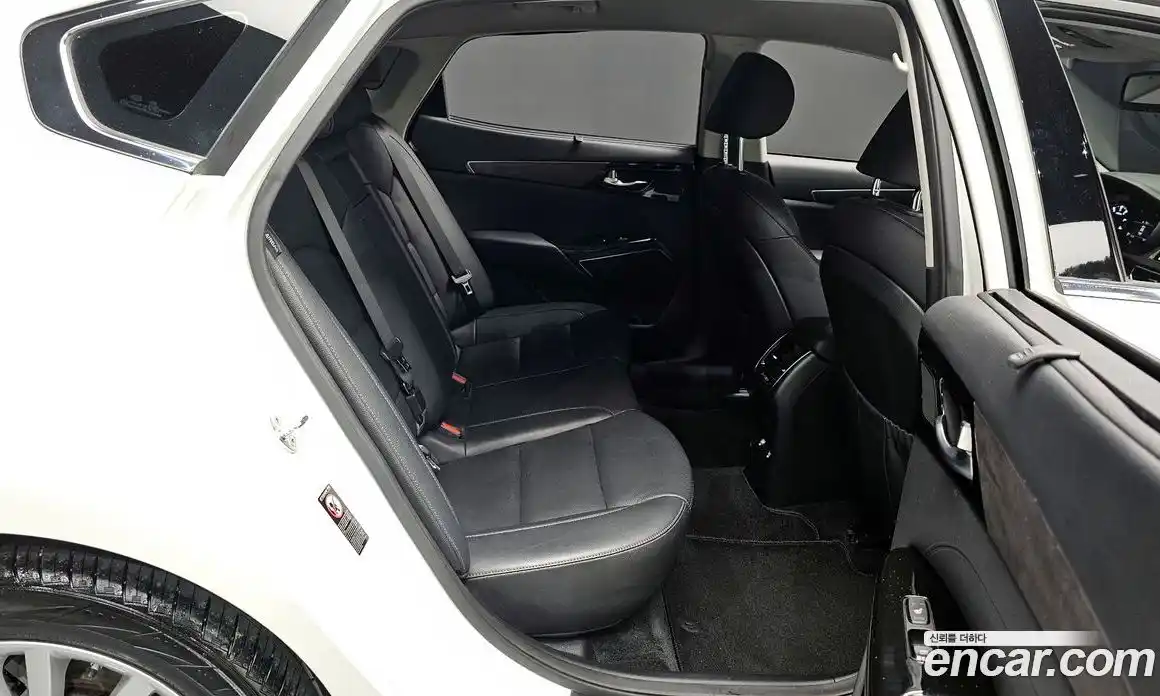 Kia K7 2020 2.5 Автомат в Москве № 132910, фото 12