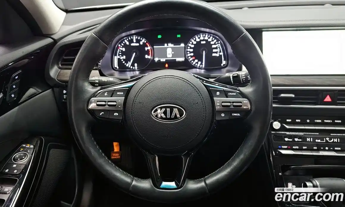 Kia K7 2020 2.5 Автомат в Москве № 132910, фото 13