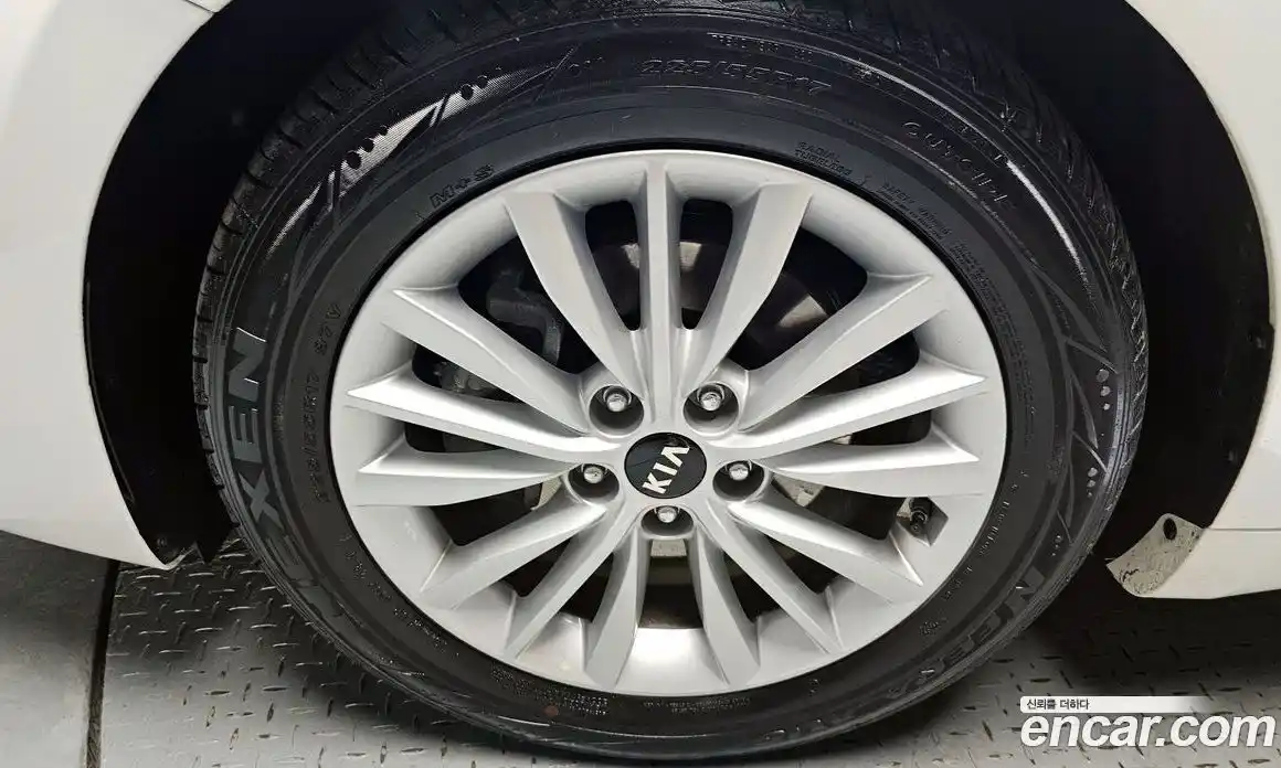 Kia K7 2020 2.5 Автомат в Москве № 132910, фото 5